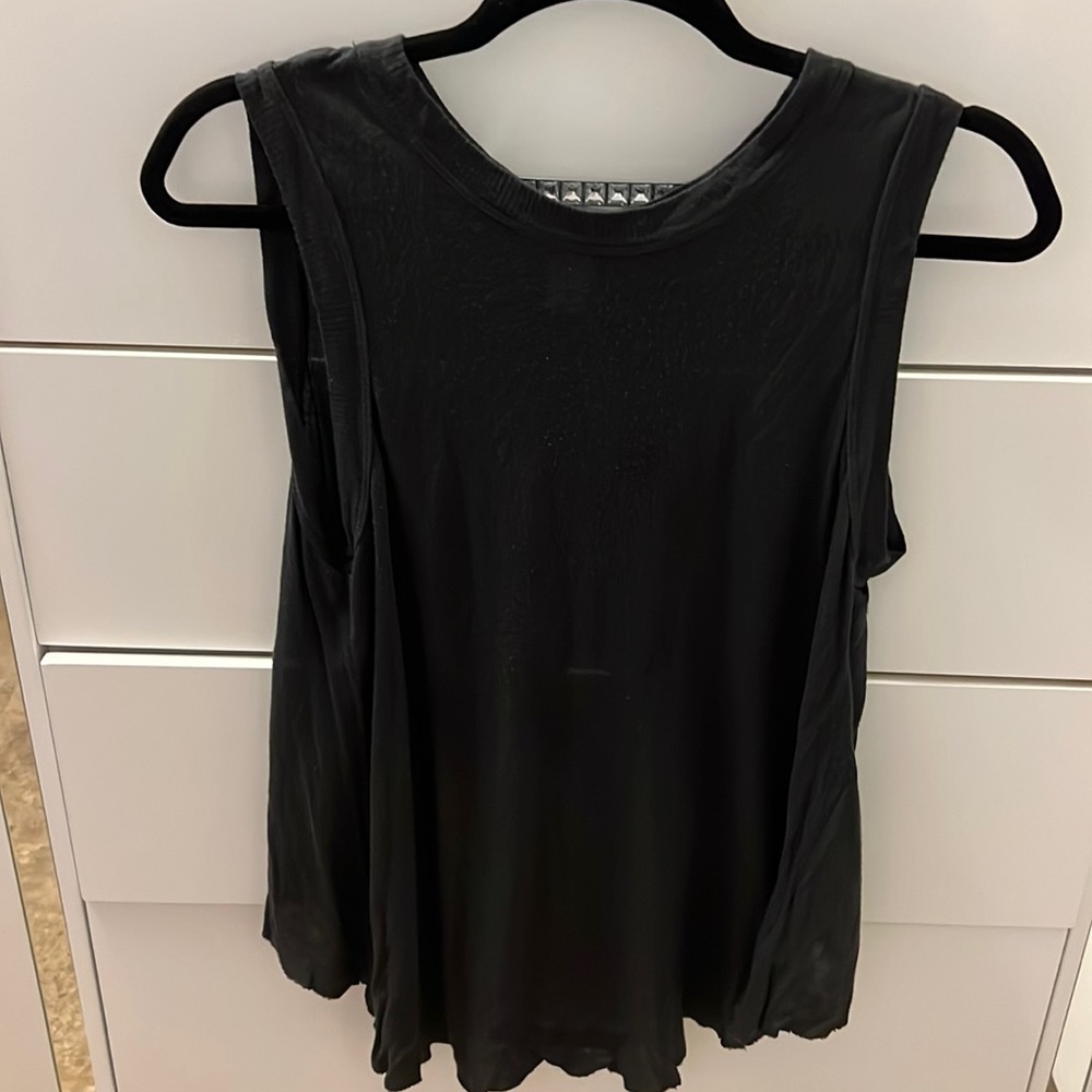 Distressed open back tank top